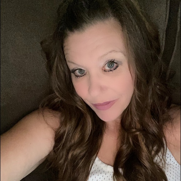 Meet your Posher, Andrea - Picture 1 of 1